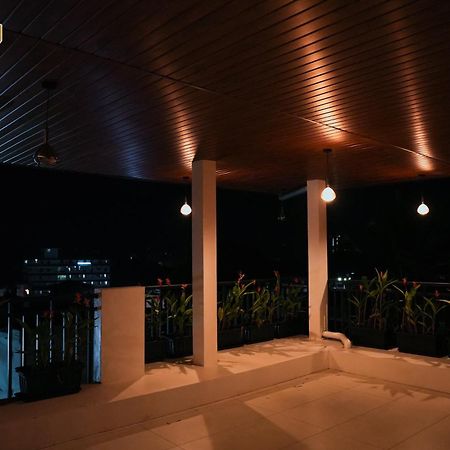 Hotel Cloud Bay Manjeri Exterior photo