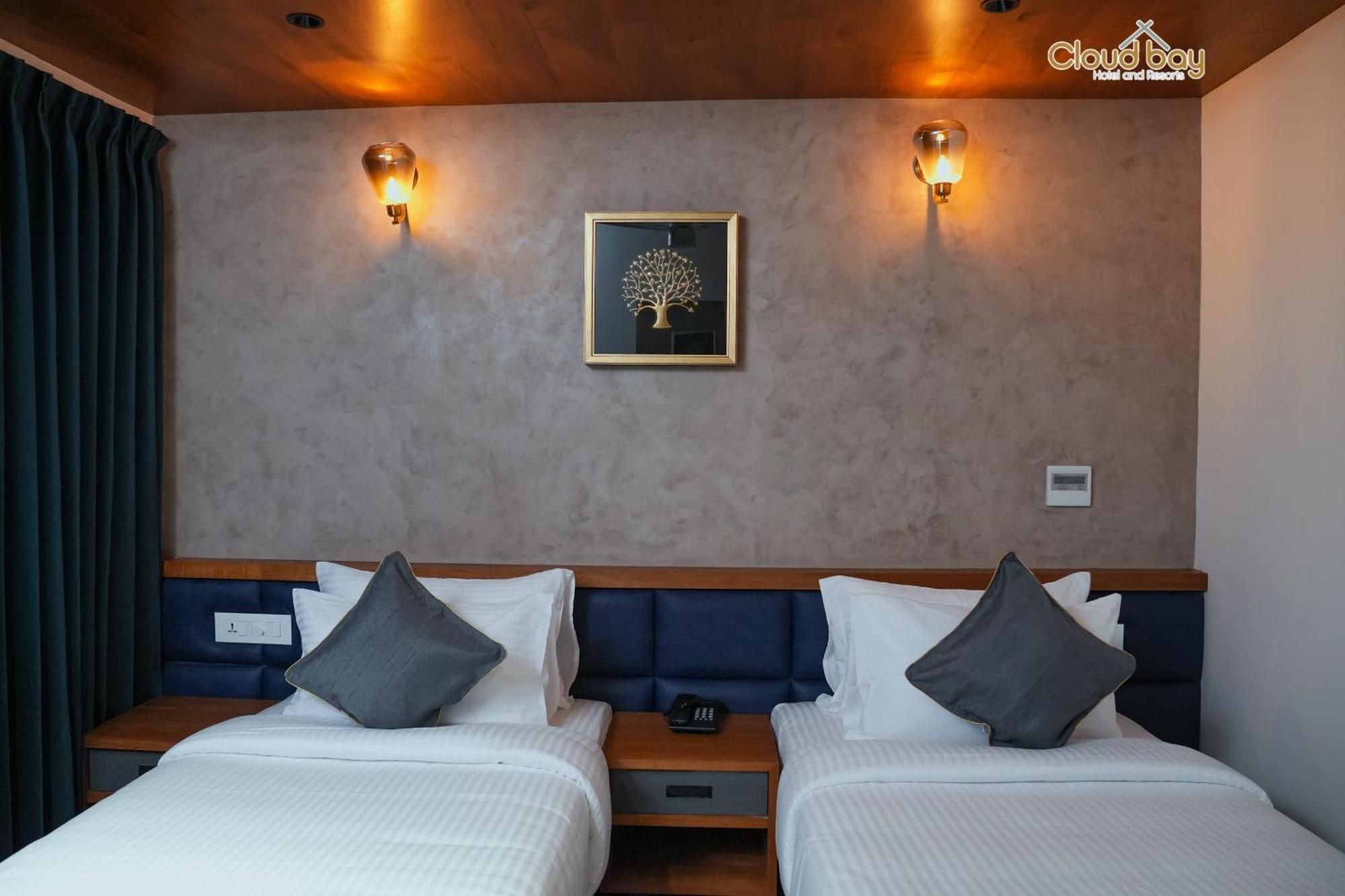 Hotel Cloud Bay Manjeri Exterior photo